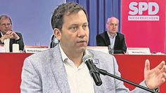 Lars Klingbeil beim Bezirksparteitag der SPD Nord-Niedersachsen. Foto: eb