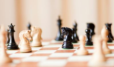 Die Osterholzer Schachfreunde haben ihr erstes Spiel der Saison absolviert. Der Verein freut sich stets über neue Mitglieder.