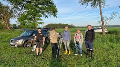(v. l.) Dennis Müller, Günter Tiedemann, Claudia Tiedemann, Katharina Stelling und Tobias Wehber konnten schon so einige Kitze retten.