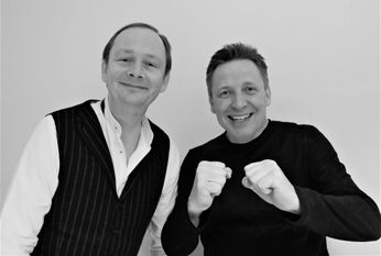 Christoph Reuter am Klavier und Stephan Bormann an der Gitarre verzaubern mit Sprecherin Katrin Fröhlich die Besucher