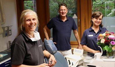 (v. l.) Dr. Kirsten von Helldorff, Dr. Ivo-Julian Gerken und Tetjana Bykova haben es sich zur Aufgabe gemacht, jedem Patienten die bestmögliche Behandlung anzubieten.