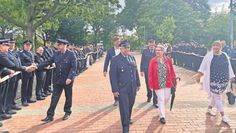 Mit einer großen Abschiedsfeier bedankten sich Kameraden und Gemeinde bei Andreas Hensel und Kai Garbade für ihren Einsatz bei der Feuerwehr. Foto: an