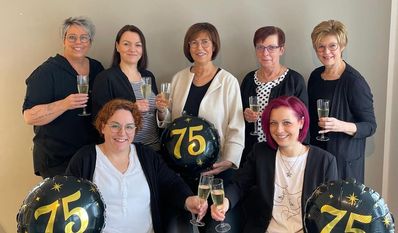 Tochter und Mutter: Nicole Stellung und Margret Jürs.