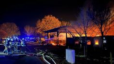Rund 100 Einsatzkräfte und 17 Fahrzeuge wurden in Ohlenstedt gebraucht, um den Brand eines landwirtschaftlichen Gebäudes an der Biloher Straße unter Kontrolle zu bringen. Foto: Feuerwehr Osterholz-Scharmbeck