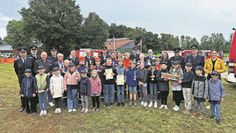 Beim Stadtfeuerwehrfest zeigten kleine und große Feuerwehrleute, was sie drauf haben und freuten sich am Ende über ihre Auszeichnungen.