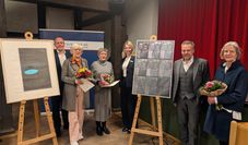 Jan Mackenberg (Volksbank), Susanne Fasse (zweiter Platz), Ursula Barwitzki (erster Platz), Stefanie Kase (Volksbank), Michael Kersting (Volksbank) und Katrin Schütte (Kunstverein Osterholz)