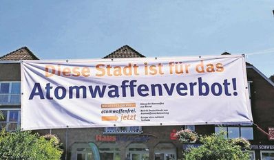 Mit diesem Banner will das Friedensbündnis OHZ auf die Forderung an die G7-Staaten aufmerksam machen.