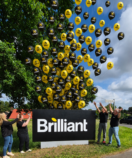 Zum Jubiläum gibt es bei Brilliant in Gnarrenburg satte Rabatte auf alle Artikel.