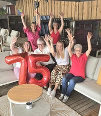 Das Team gratuliert dem WIR herzlich zum 75. Geburtstag und lockt mit satten Rabatten.