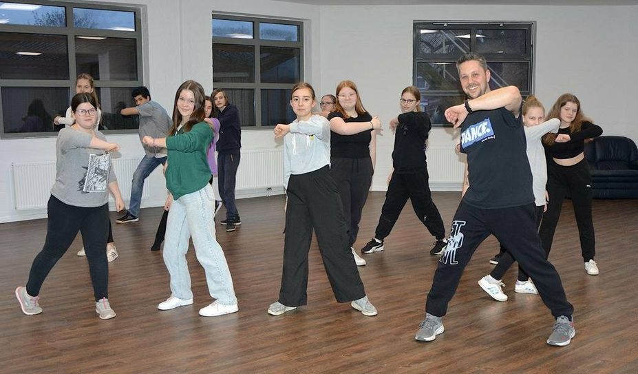 Egal ob beim Walzer oder beim Hip-Hop: Thomas Witassek ist immer mit viel Spaß und Leidenschaft dabei.