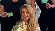 Nadine Ehler und ihr Team wünschen allen Kundinnen und Kunden viel Glück bei ihrer Aktion.
