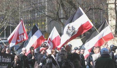 Rechtsradikale versuchen kriegsbedingte soziale Spannungen für sich zu nutzen.