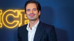 Sebastian Stan gelingt ihm auch, die, wenn man so will, Verwandlung Donald Trumps in Donald Trump Schritt für Schritt zu spielen.