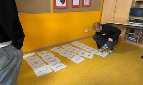 Die Schüler:innen beteiligten sich eifrig an dem Seminar.