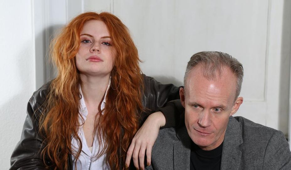 Toni und Max Hoffmann treten an, um die bedeutsamsten Fragen unserer Zeit zu klären.
