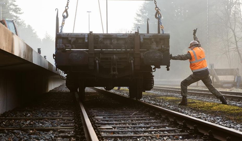 Millimeterarbeit bei der Verladung.