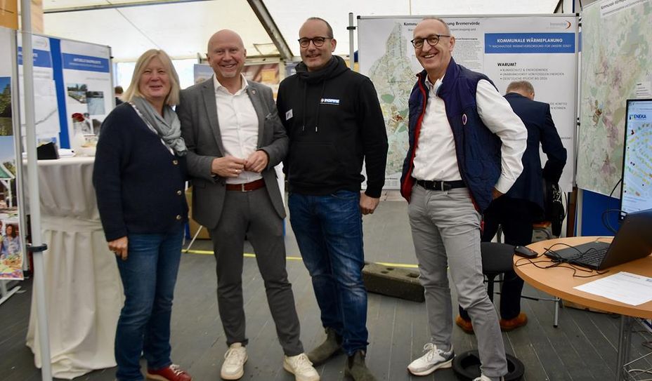 Auch die Bremervörder Stadtverwaltung um Bürgermeister Michael Hannebacher kam vorbei.