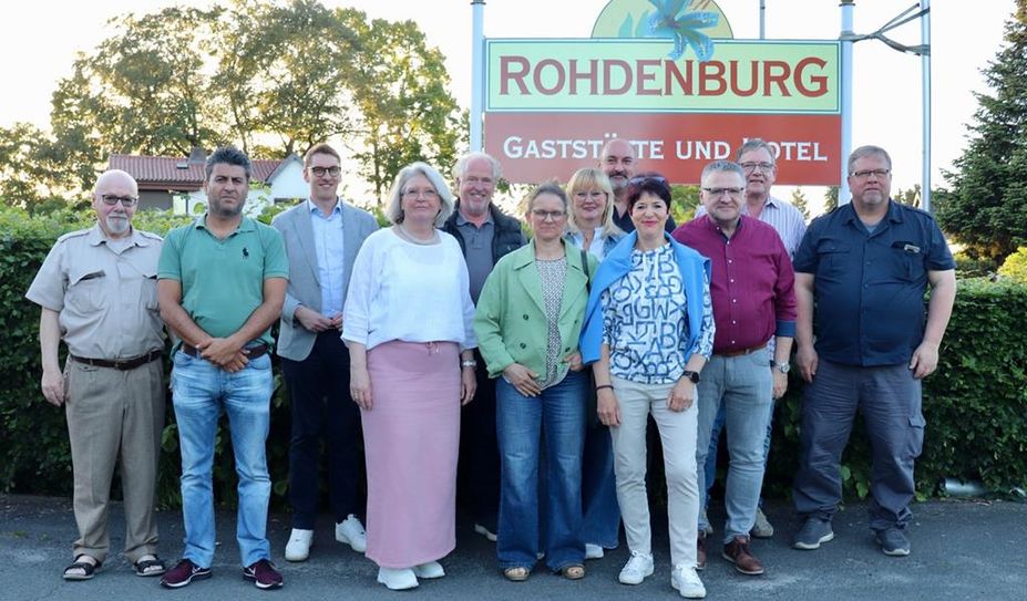Die Mitglieder des Vorstandes und Aufsichtsrates der Lilienthal Live eG: Jürgen Langenbruch, Moris Sego, Johannes Kempf, Anja Dähncke, Michael Timm, Anja Behrens, Anke Haar, Torsten Rohlfs, Martina Dammann, John Hansen, Udo Reineke und Bernd Lindemann.