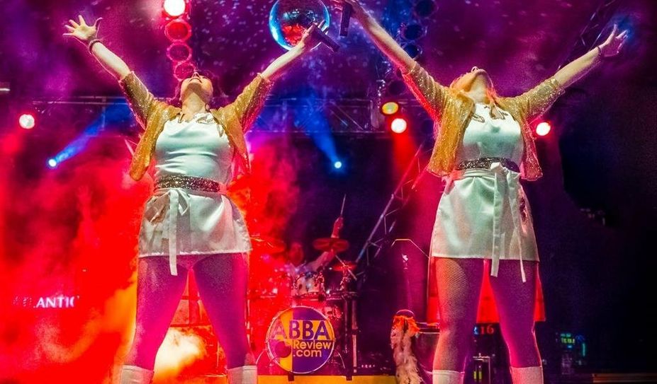 Zu Gast im Hamme Forum: ABBA Review. Foto: rh events