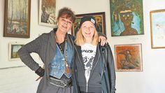 Tina Abich (links) und Elli Brockmann freuen sich auf viele Gäste und interessierte Fachsimpelei.