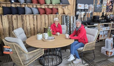 Die Mitarbeiterinnen von Horstschäfer bieten den Kunden bei Bedarf eine umfassende Beratung an.