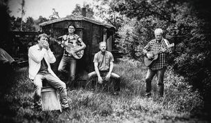 Die vier Musiker lassen alte Musikerlegenden wie Muddy Waters oder Janis Joplin wieder aufleben.