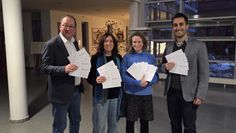 Vertreter der Stadt Stefan Tietjen und Brigitte Neuner-Krämer mit Agnes Ploch vom Diakonischen Werk und Bassam Kane vom Wirtschaftstreff.