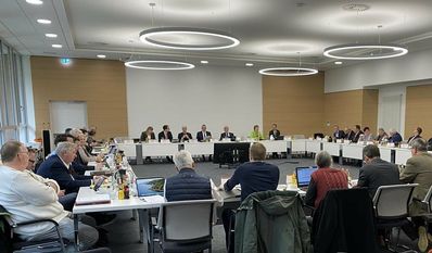 Wenig strittige Themen sorgten dafür, dass die Tagesordnung der letzten Kreistagssitzung schnell abgearbeitet werden konnte. Foto: limo