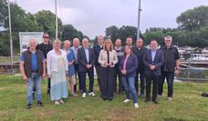 Die 21 Kandidaten der CDU Osterholz. Marie Jordan (Mitte in beige) stellt die Bürgermeisterkandidatin.