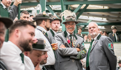 Spannung beim Schuss auf den Königsadler.