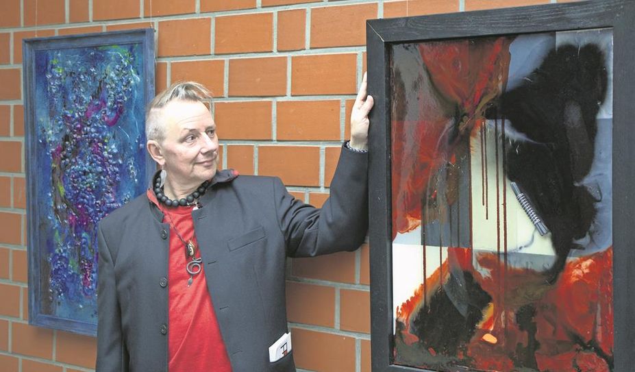 Jens Brückmann ist ein Künstler aus der Region un ist seit fast 2012 als freischaffender Künstler tätig.