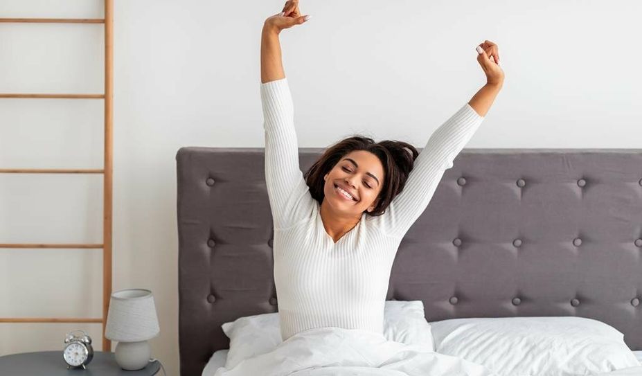 Wer so aufwacht, lebt gesünder. Schlaf ist mehr als nur Erholung, er stärkt auch das Immunsystem.