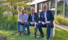 Im Gespräch über Seniorenräte (v. l.) Eike Holsten und Marco Mohrmann mit Harald Sommerfeld.