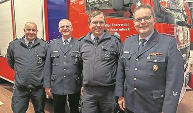 Von links: Marcel Dommaschke, Michael Dirschauer (stellvertretender Stadtbrandmeister), Chris Hartmann und Jörg Bernsdorf. Foto: Feuerwehr OHZ