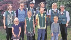 Das amtierende Königshaus um König Sven Bokelmann, Königin Maike Schokoll, vom Schützenverein Glinde, Kornbeck und Umgegend freut sich auf das Schützenfest.