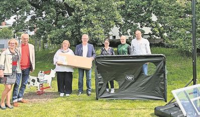 Die Mitarbeitenden der Gemeinde und des DRK sind dem Ehepaar für die Unterstützung sehr dankbar.
