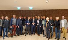 Auch ein Gruppenfoto durfte nicht fehlen – aufgenommen in der Mitte mit Andreas Mattfeldt.