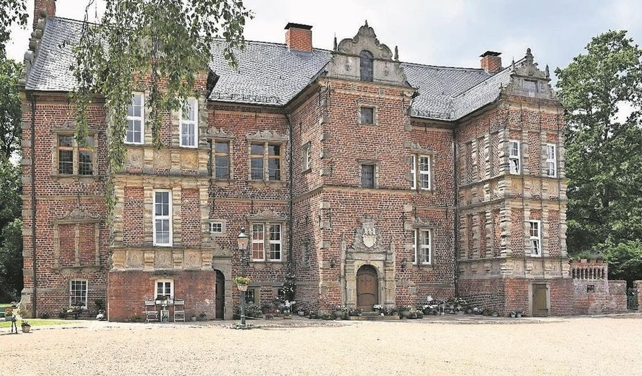 Im Schloss gibt es Erzählungen über Mode, Hygiene und Gepflogenheiten des 17. Jahrhunderts.