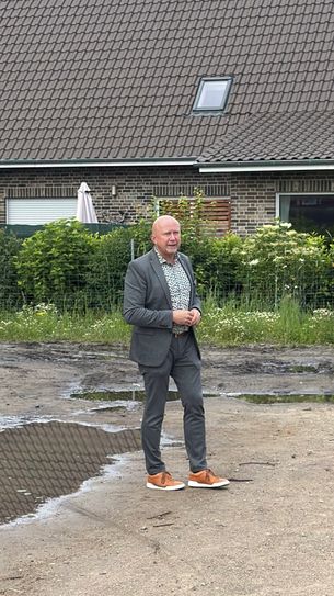 Bürgermeister Michael Hannebacher bei einer kurzen Ansprache an die Gäste.