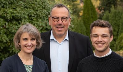 Freuen sich auf ein schönes Jubiläum: Der IRB Vorstand Simone Schröter, Axel Schäfer und Paul Justus Reese.