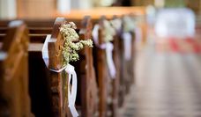 Mit ihrer bundesweiten Aktion #einfachheiraten sind Paare eingeladen, ihre Liebe, Partnerschaft oder Ehe am 26. Juni unter Gottes Segen zu stellen.