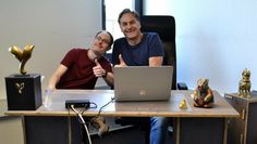 Christoph Renken (links) lernte einen Tag lang die Arbeit von Boris Thomas (rechts) kennen.