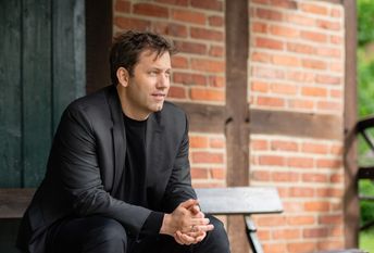 Lars Klingbeil macht auf die Fördermöglichkeit von Festivals im Kreis Rotenburg aufmerksamerksam gemacht.