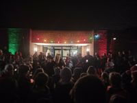 Beim Lichterfest des Schulfördervereins konnten sich auch die Eltern einen Eindruck vom Neubau verschaffen.
