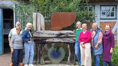 Präsentieren das große Jubiläumsfest am Pegasus-Kunstwerk: Die Initiatoren und Mitglieder des Kunstvereins Osterholz.