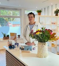 Stefanie Stienen kümmert sich mit Leidenschaft um die Füße ihrer Kunden.