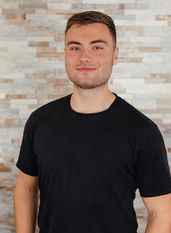 Auch Tjark Otten ist bei „Moorkraft Physio & Training“ beschäftigt und steht mit viel Erfahrung zur Verfügung.
