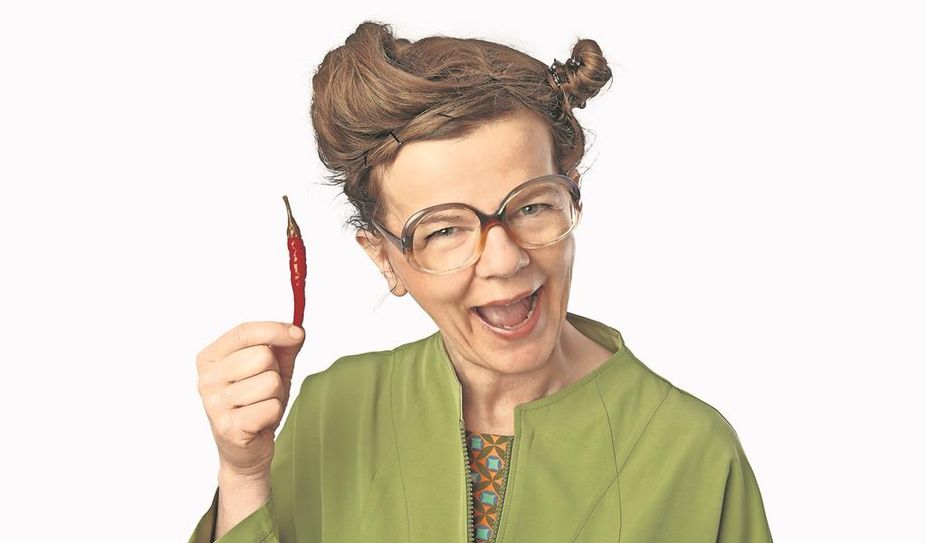 Ihr Programm ist ein unterhaltsamer Streifzug durch überspitzte Alltagssituationen.