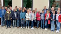 Ehemaligen der Klasse 10d der früheren Findorff-Realschule.
