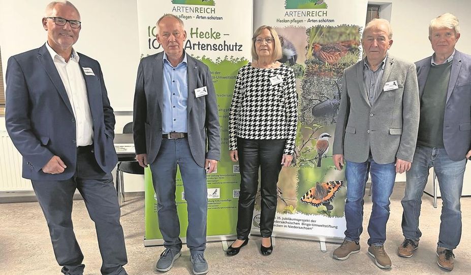 Mit einem gemeinsame Konzept soll die Biodiversität in den Feldhecken wieder hergestellt werden.